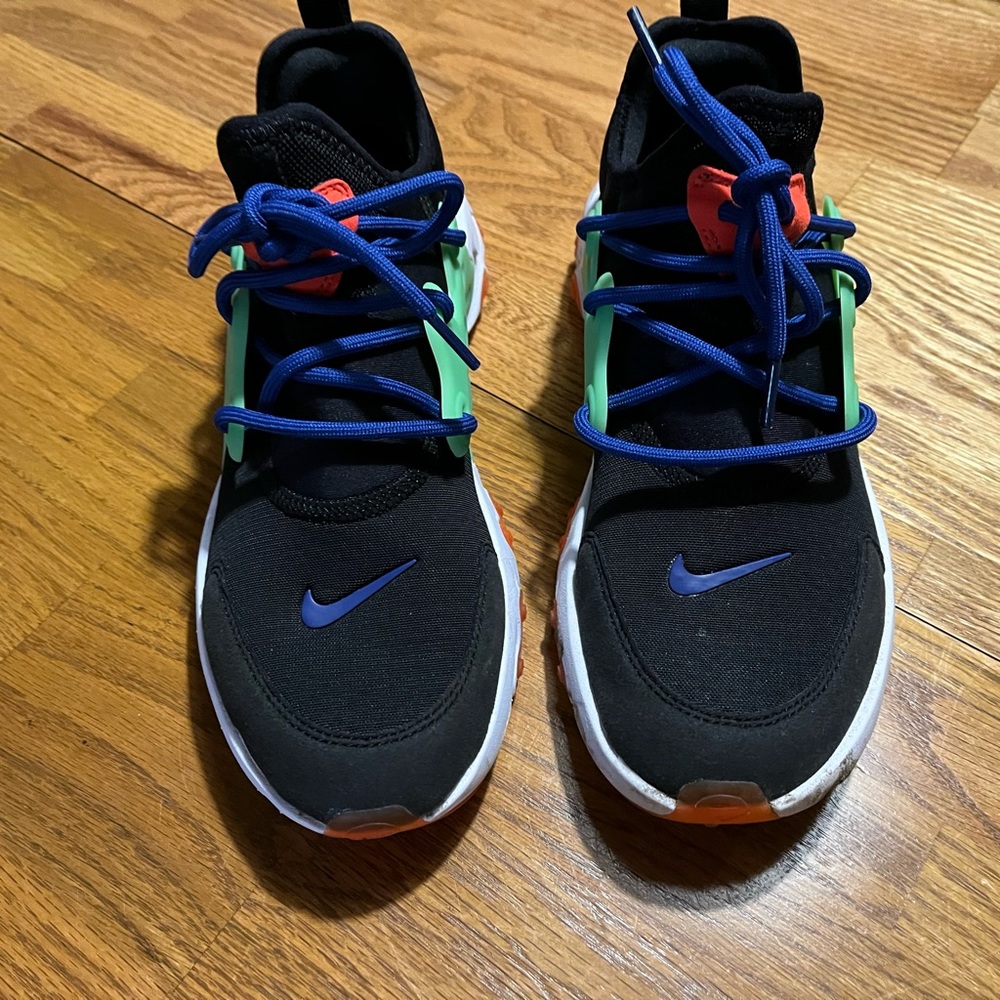NIKE PRESTO